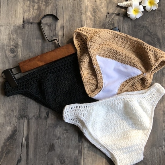 Crochet Bikini Bottoms Handmade Black or White - Picture 5 of 6